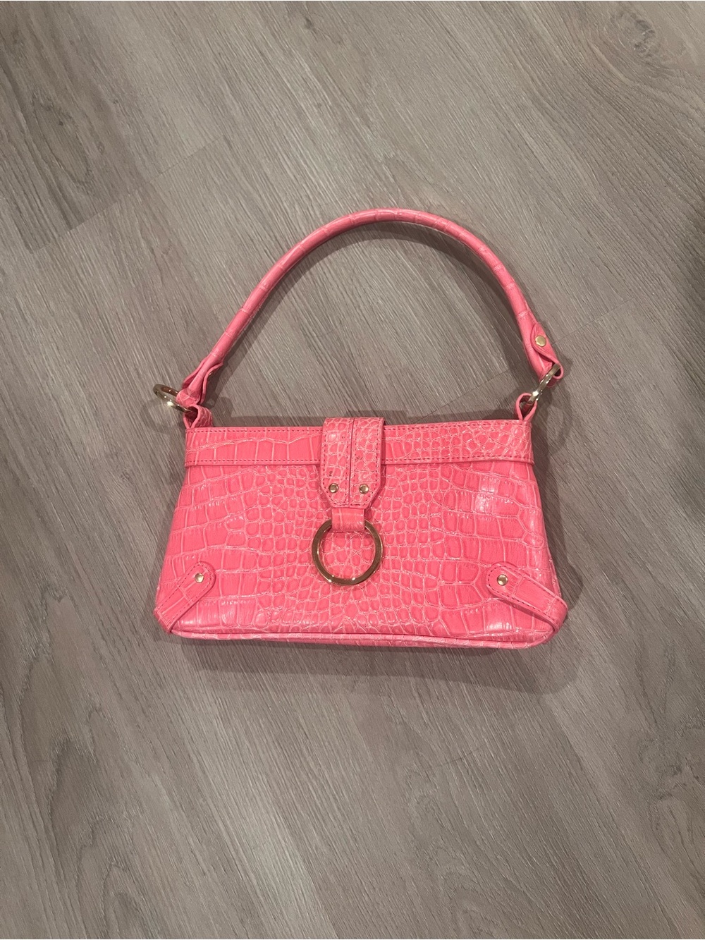 Liz Claiborne Pink Croc-Embossed Shoulder Bag with Gold Ring - Picture 2 of 10